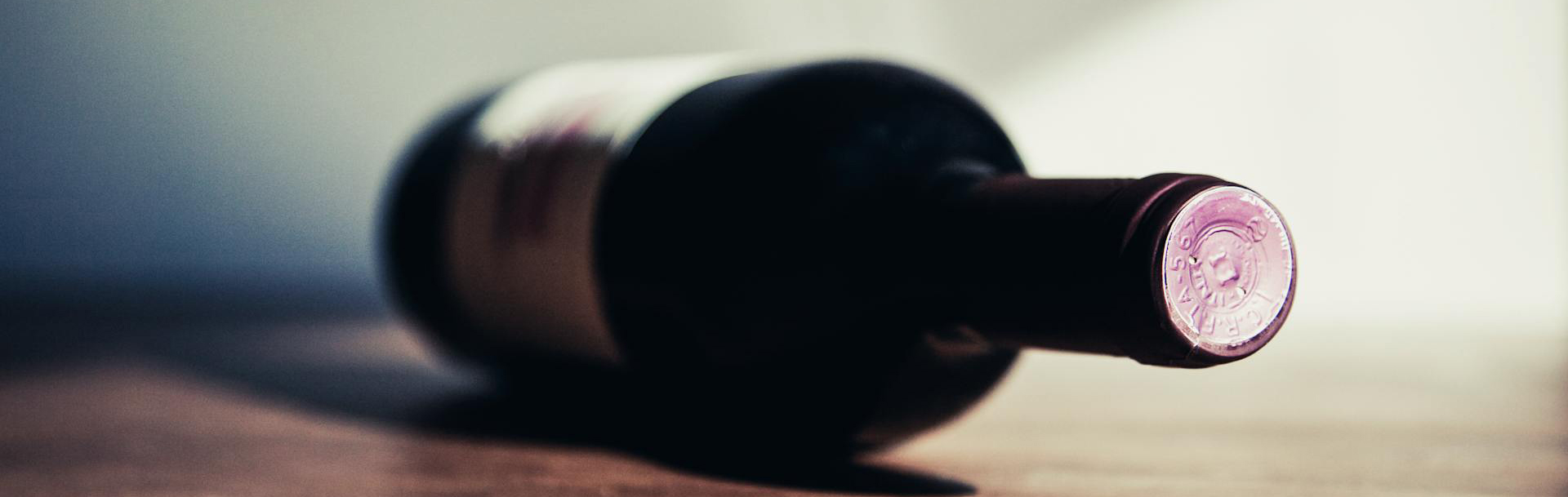 Titelseite -Spirituosengeschäft pexels markusspiske 121191