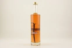 Chamarel Vanilla Rum-Liqueur 35% 0,5l -Spirituosengeschäft unbekannt 67bd
